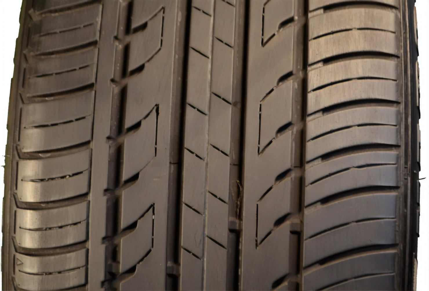 BFGoodrich ADVANTAGE CONTROL 215/65R17 99H SL BSW - Image 10