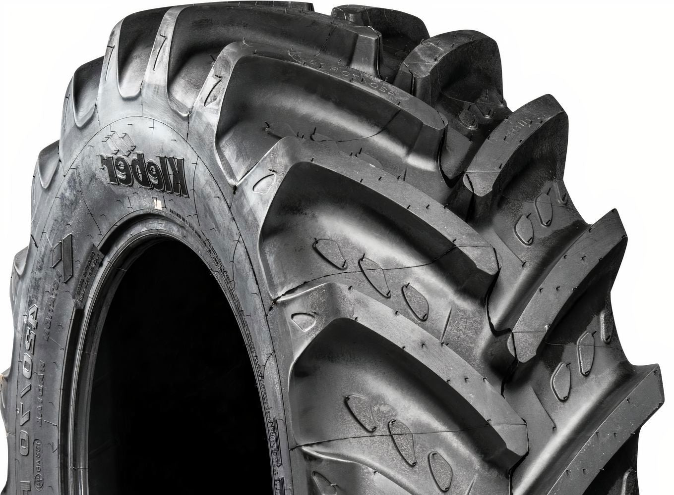 Kleber FITKER 260/70R16 109A8   BSW - Image 2