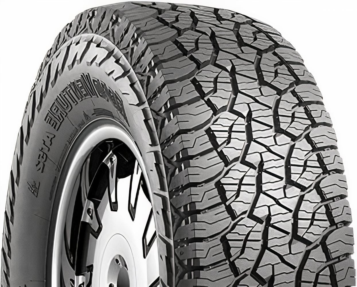 Kumho ROAD VENTURE AT52 245/70R16 111T XL BSW - Image 2