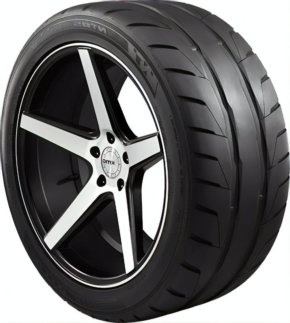 Nitto NT05, 245/40R19, 98W, XL, BSW - 207200 - Image 3