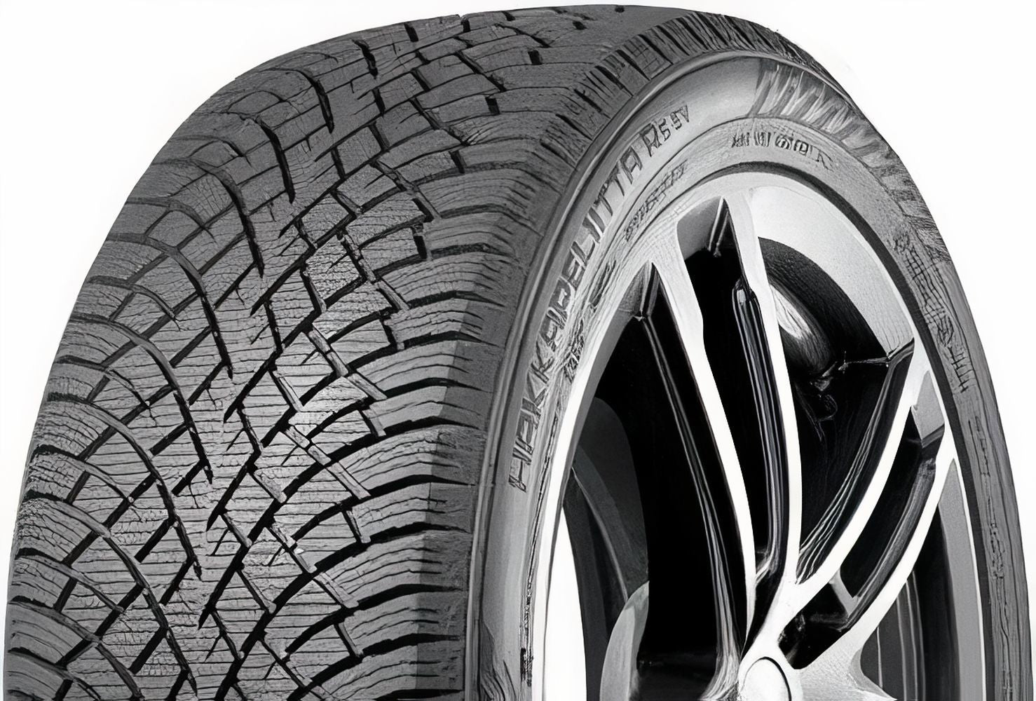 Nokian Hakkapeliitta R5 EV 275/45R21 110T XL - Image 4