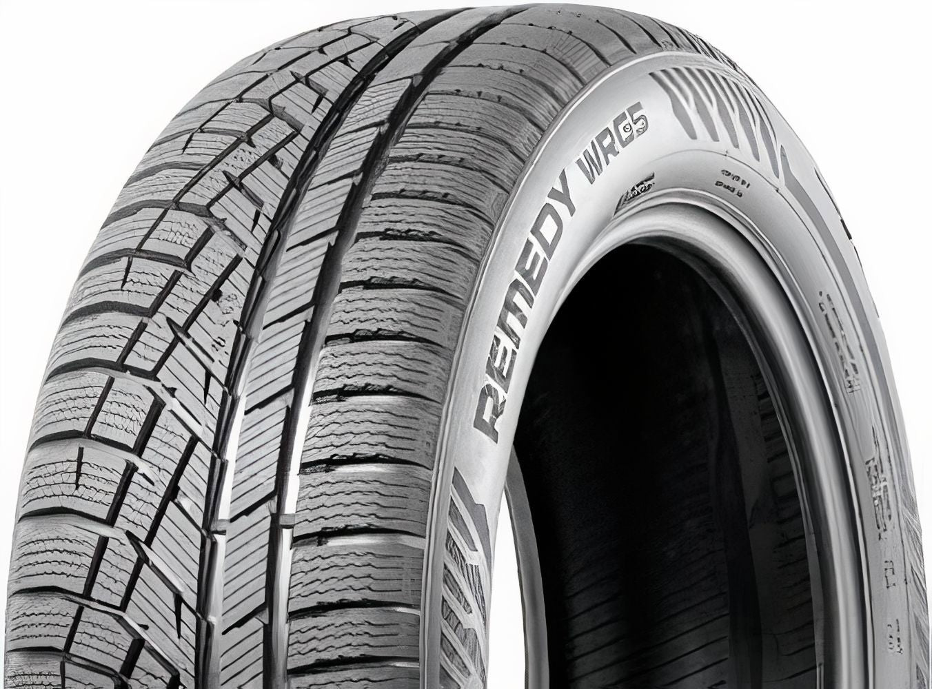 Nokian REMEDY WRG5 255/65R18 111H - Image 4