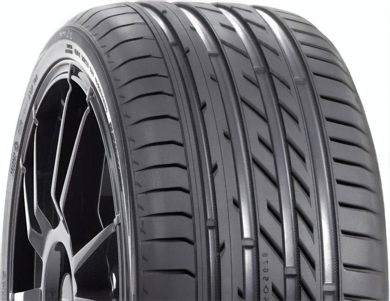 Nokian ZLINE A/S 245/45R17 99W XL - Image 2