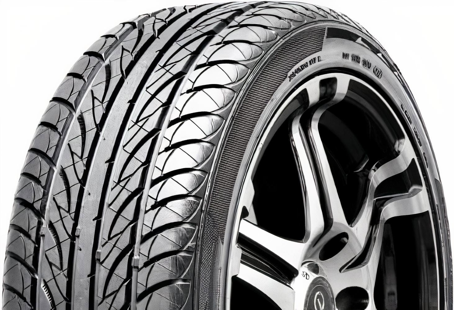 Michelin PILOT SUPER SPORT 275/35R19 100Y XL BSW - Image 9