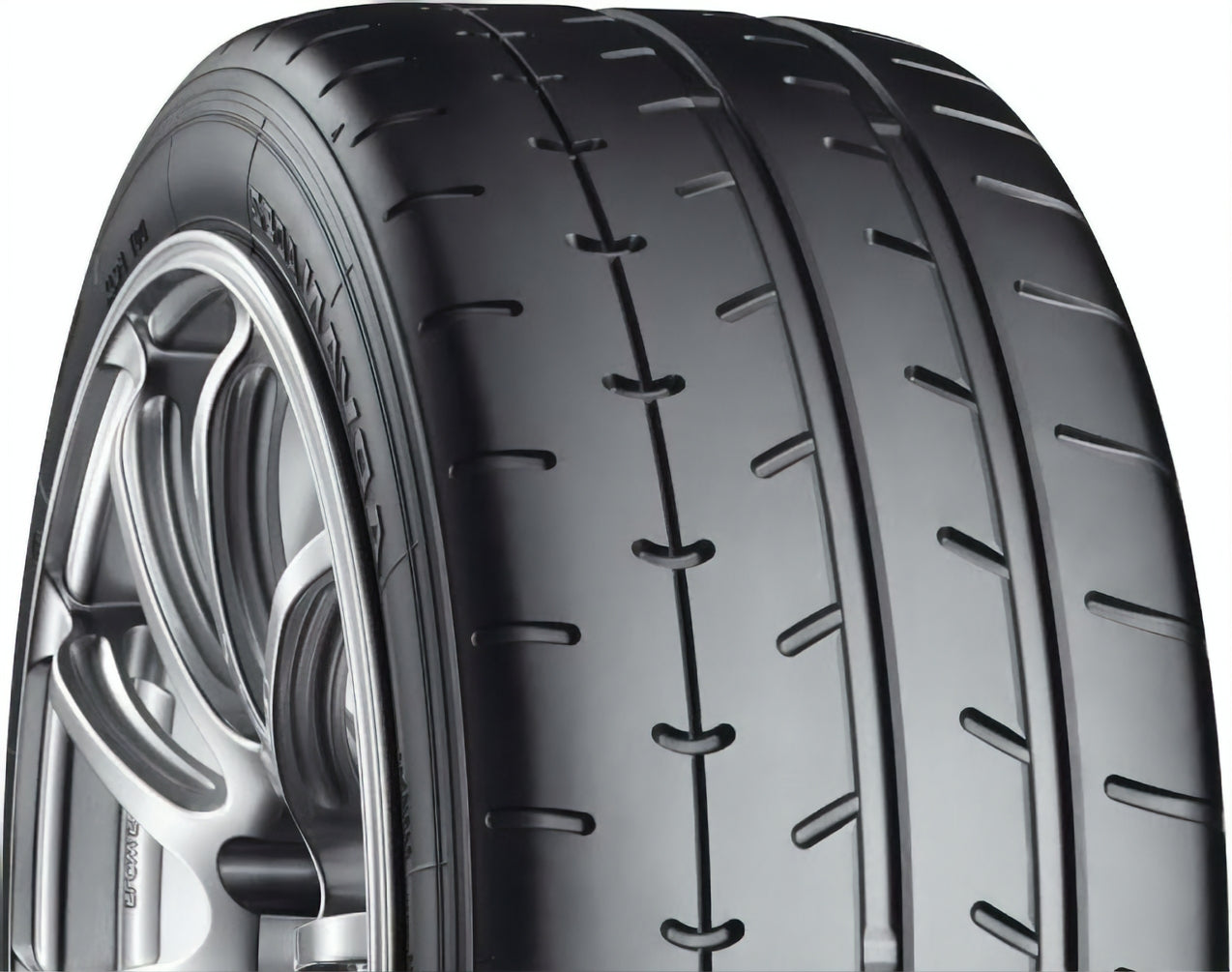 Yokohama ADVAN A052 235/40R18 95Y SL BSW - Image 2